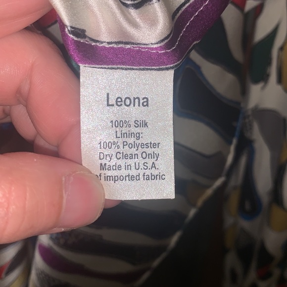 Leona by Lauren Leonard shoe print blouse - Picture 5 of 5